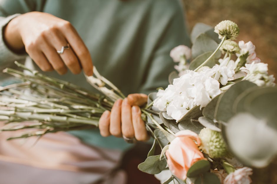 https://flowersattomorrowspeople.co.uk/blog/diy-wedding-flowers-vs-pro-florists-cost-and-quality/